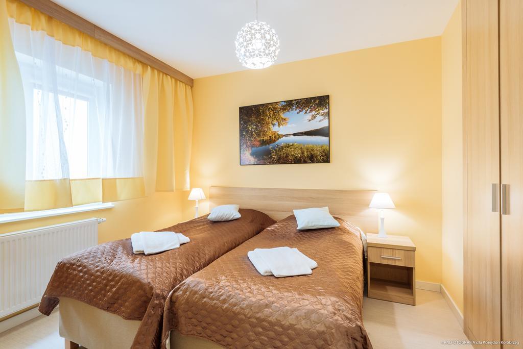 Apartament Posejdon Kołobrzeg Esterno foto